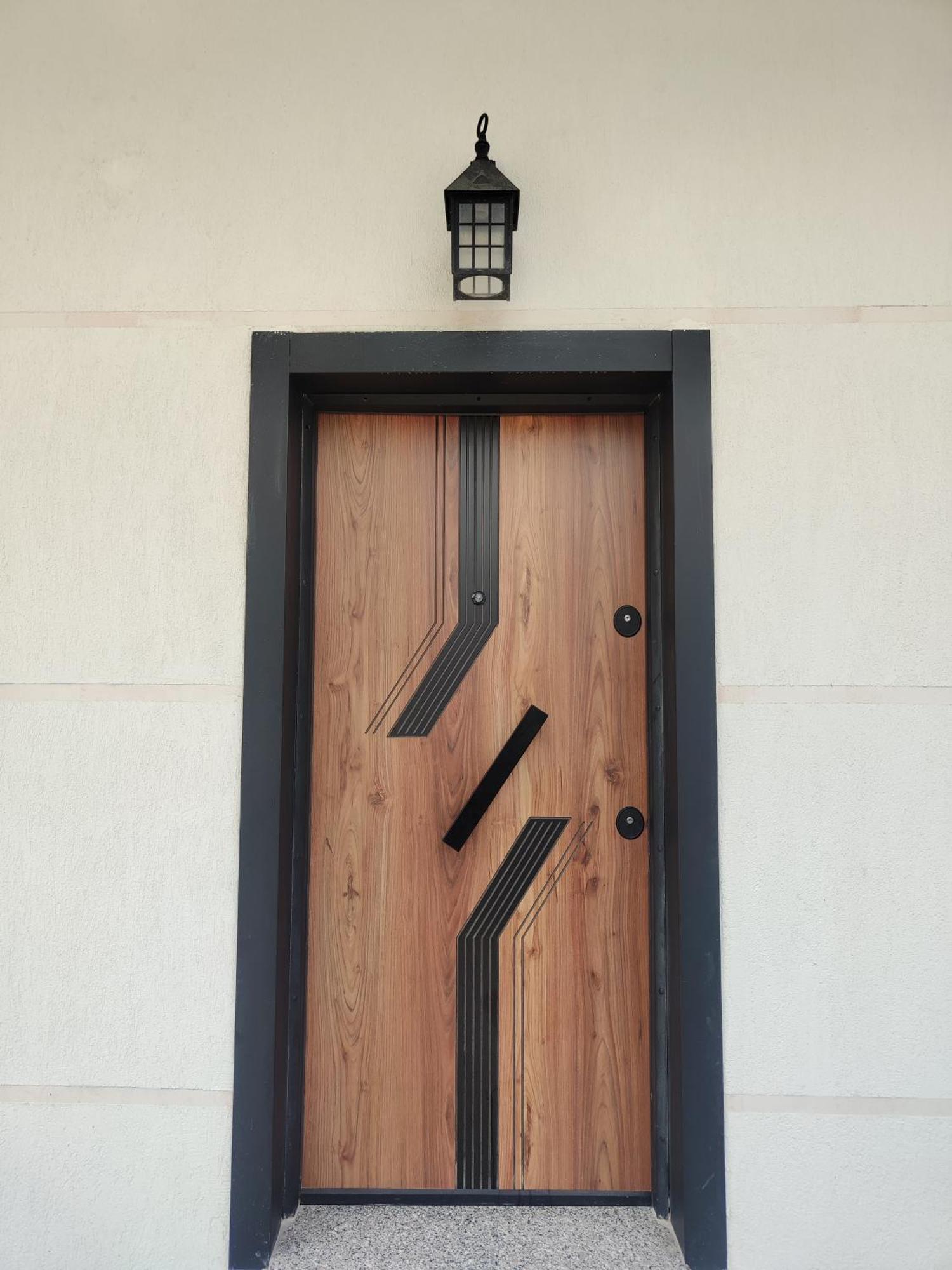 New Apartment Close To Sea And Downtown Vlora Kültér fotó