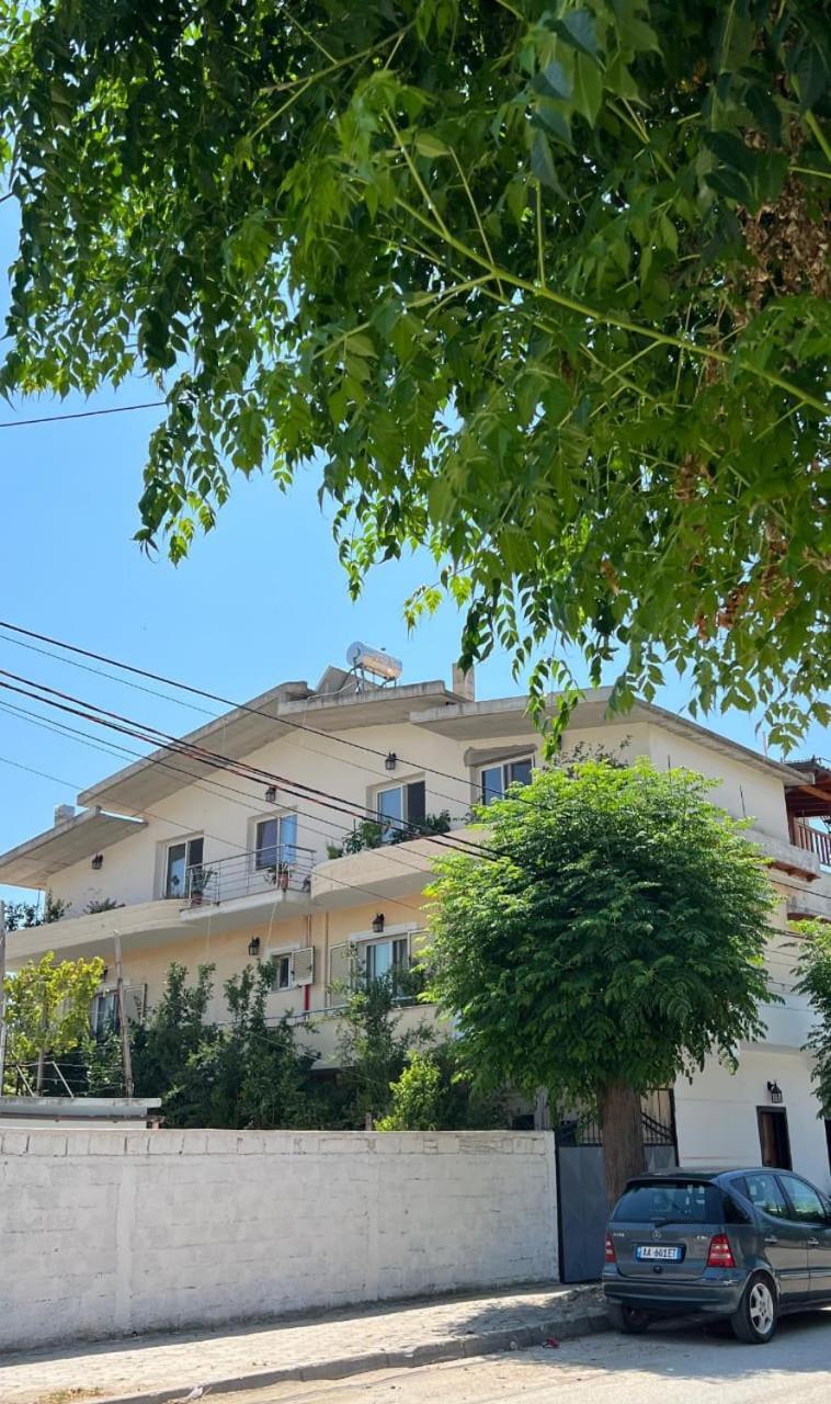 New Apartment Close To Sea And Downtown Vlora Kültér fotó